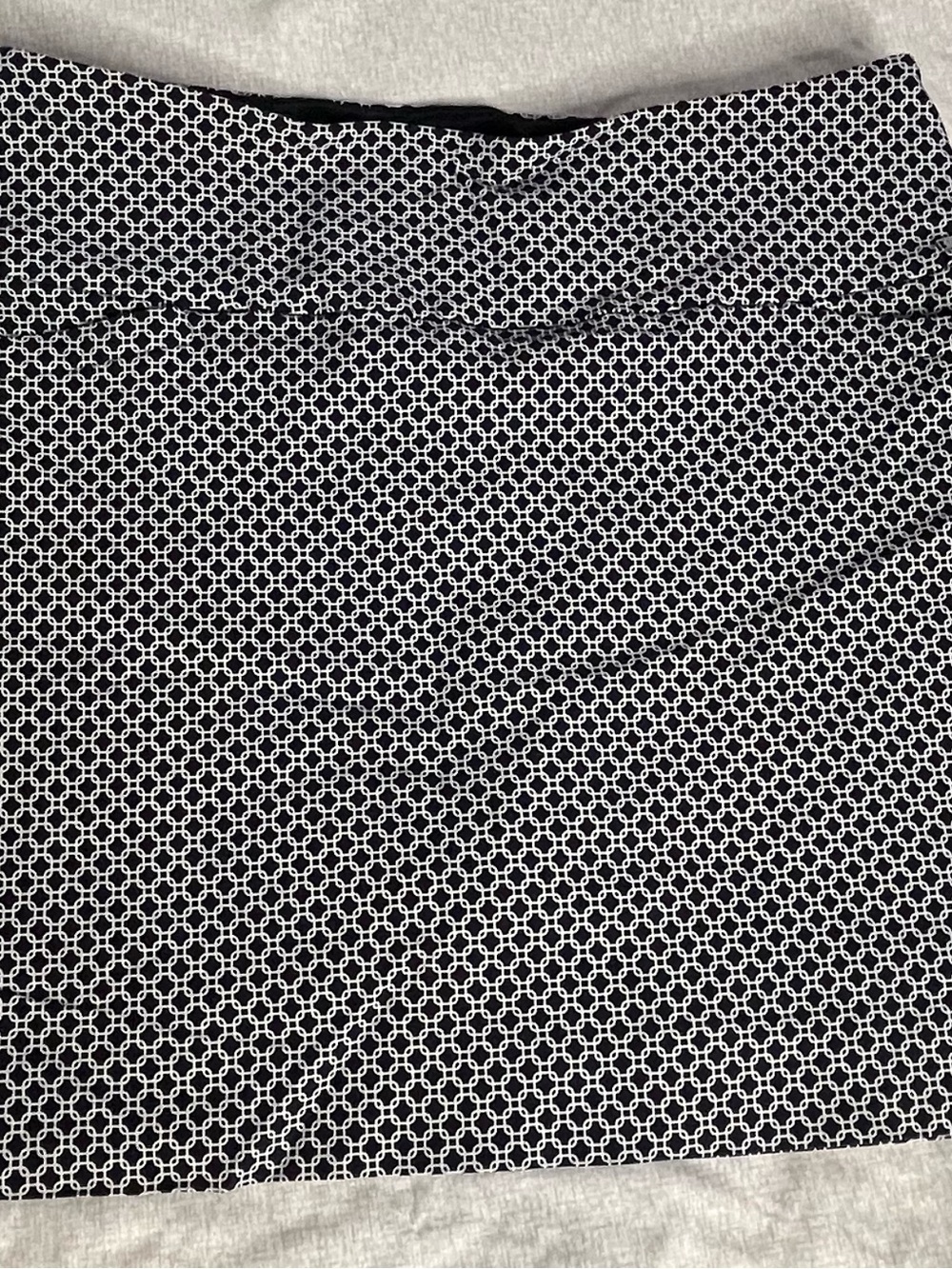 S.C. & Co. Black and White Geo Print Skort